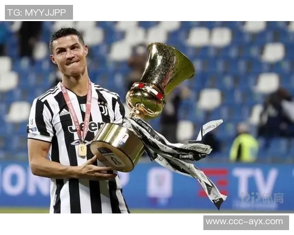 尤文球迷致敬C罗为奥斯梅恩送掌声但签约难度大增